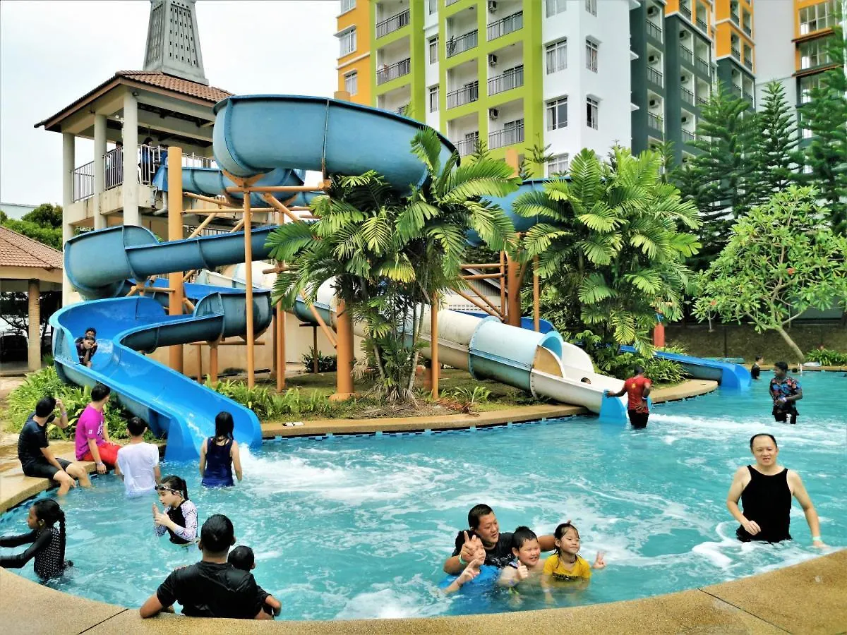 B - Lagoon Water Themepark Suite Melaka Town