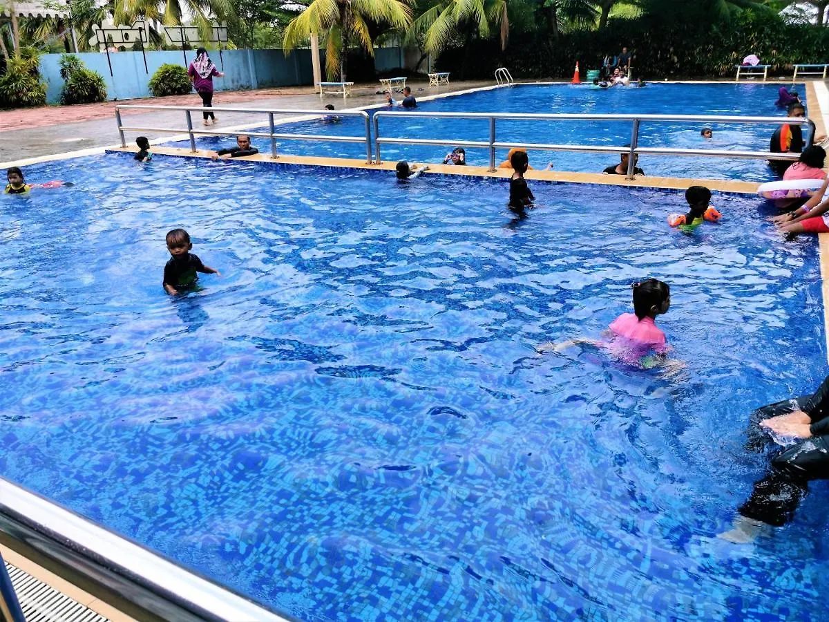B - Lagoon Water Themepark Suite Melaka Town Apartment Malacca