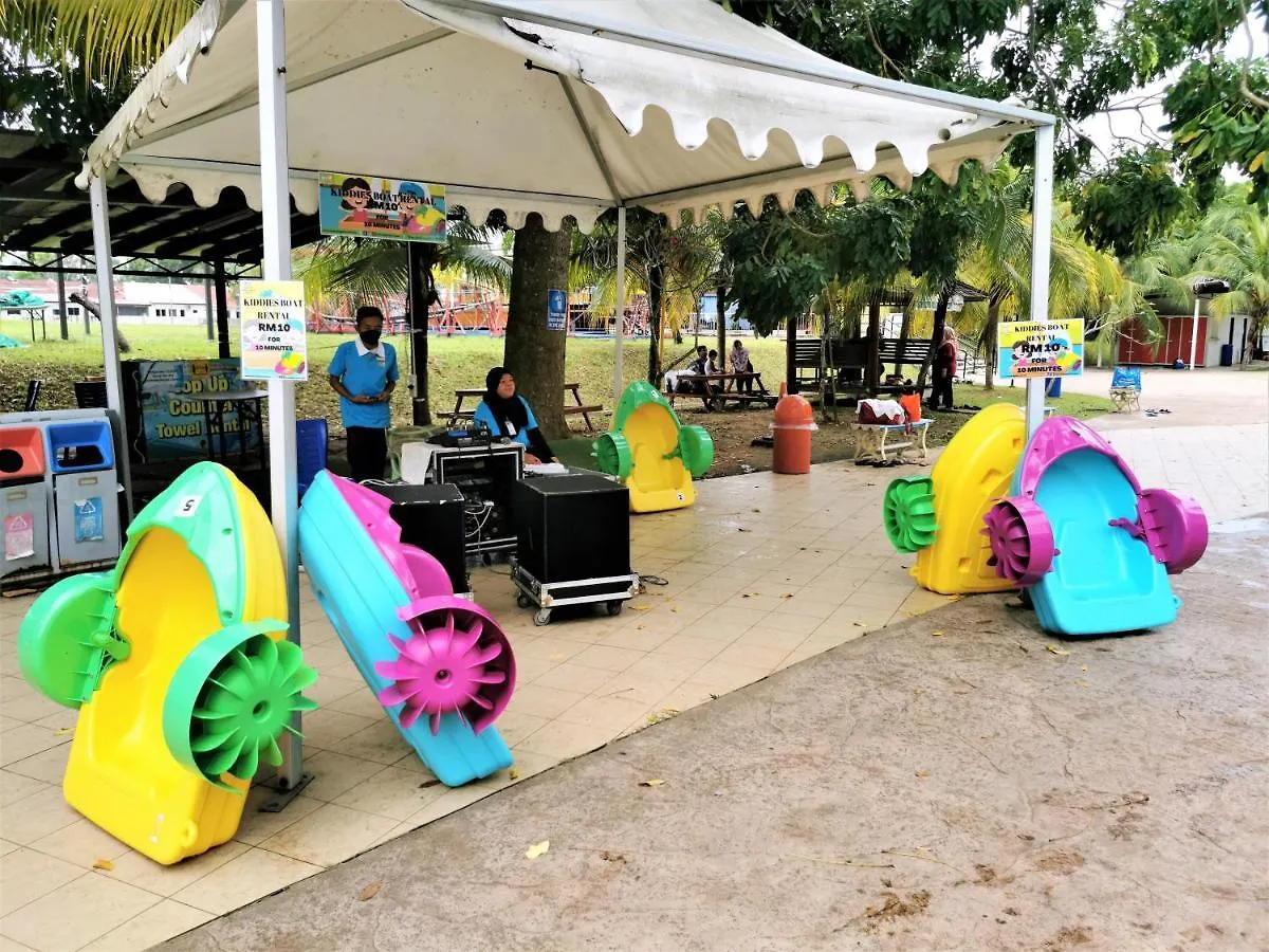 B - Lagoon Water Themepark Suite Melaka Town Apartment